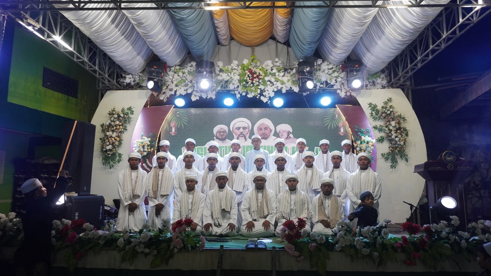 Haflatul Imtihan dan Khotmil Quan - Pondok Pesantren Darurrahman Sumenep